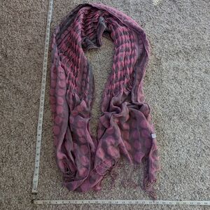 Source Unknown Pink and Gray Scarf